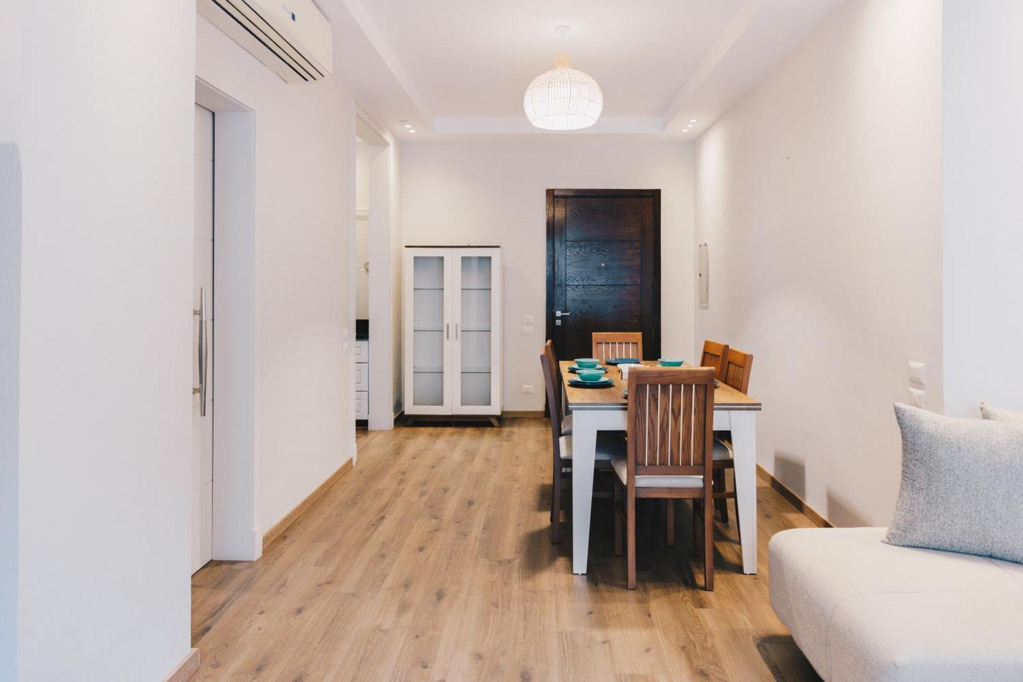 The Suites Near Auc By Elegant Káhira Exteriér fotografie